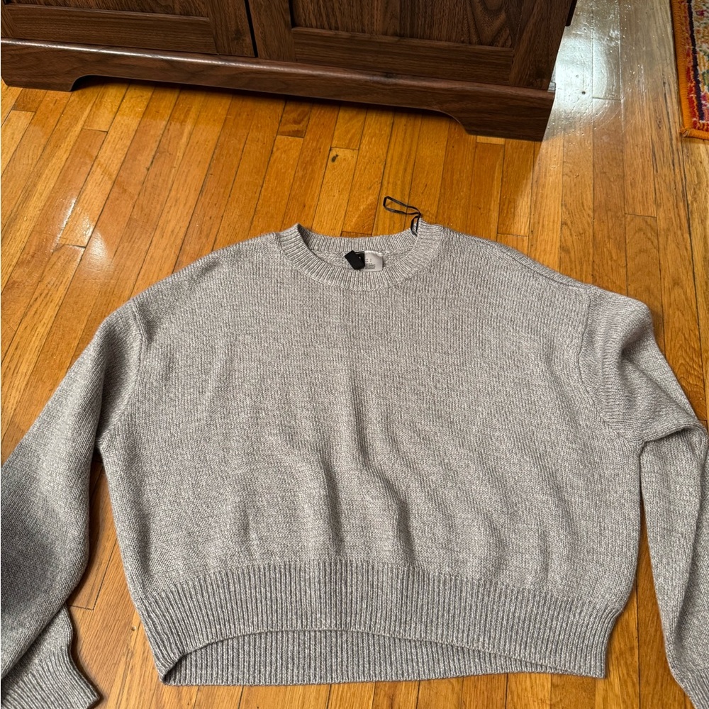 H&M Light Gray Knit Pullover
